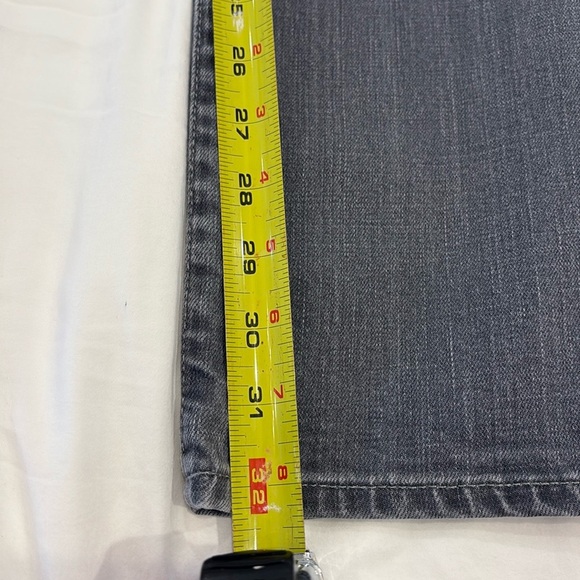 AG The Graduate Jean Grey with Distressing - Picture 8 of 9